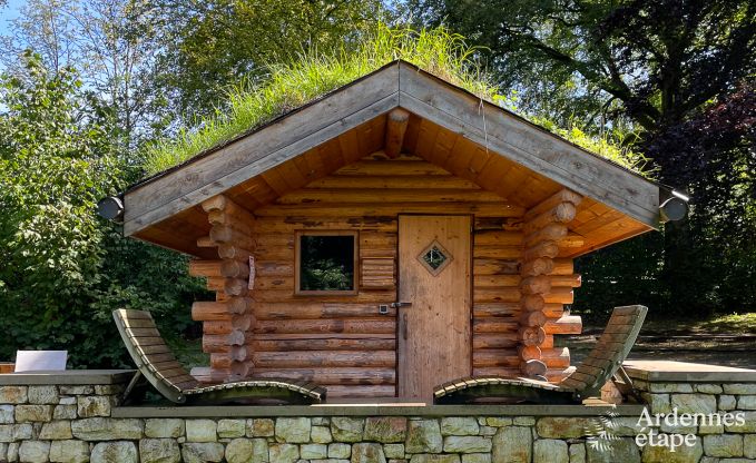 Luxury villa in Ovifa for 14 people with numerous wellness and relaxation facilities.