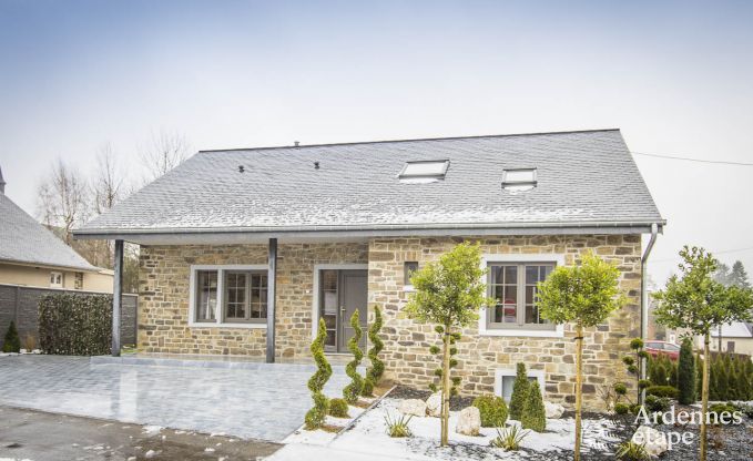 Holiday cottage in Paliseul for 8/9 persons in the Ardennes