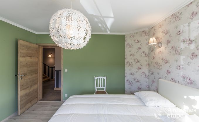 Luxury villa in Paliseul for 15 persons in the Ardennes