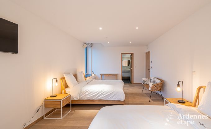 Luxury villa in Paliseul for 18 persons in the Ardennes