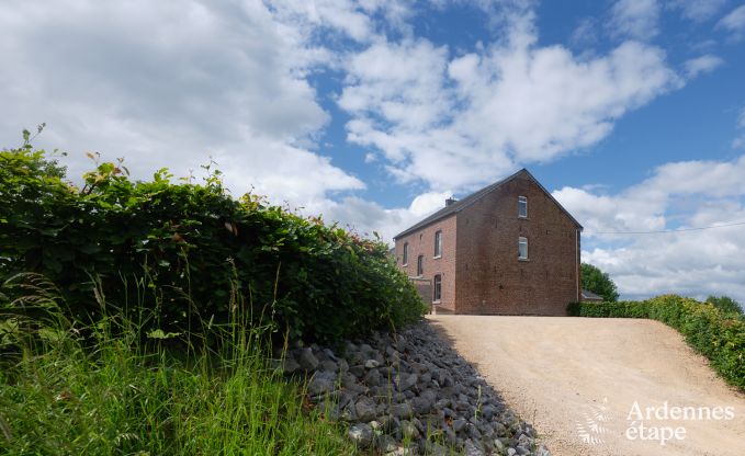 Spacious holiday home for 9 people in Gemmenich with 5 bedrooms and sauna