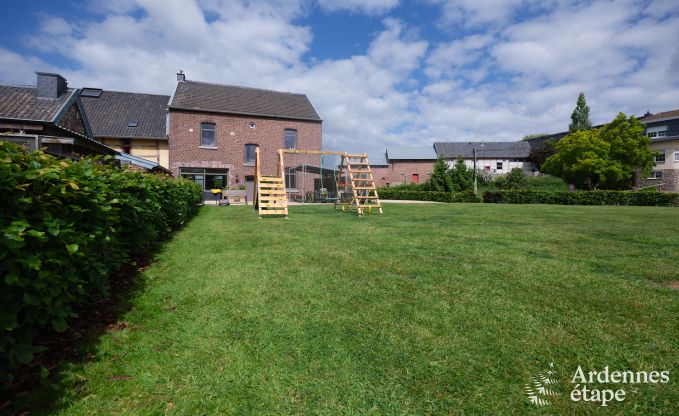 Spacious holiday home for 9 people in Gemmenich with 5 bedrooms and sauna