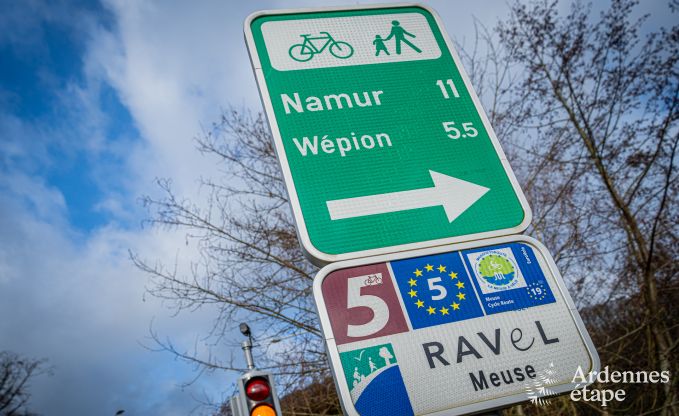 Charming suite for 8 people in Profondeville, Ardennes