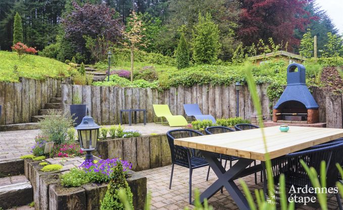 Very pleasant holiday cottage with sauna and jacuzzi in Profondeville for 5 persons in the Ardennes