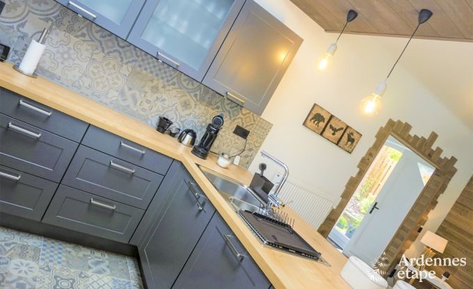 Very pleasant holiday cottage with sauna and jacuzzi in Profondeville for 5 persons in the Ardennes