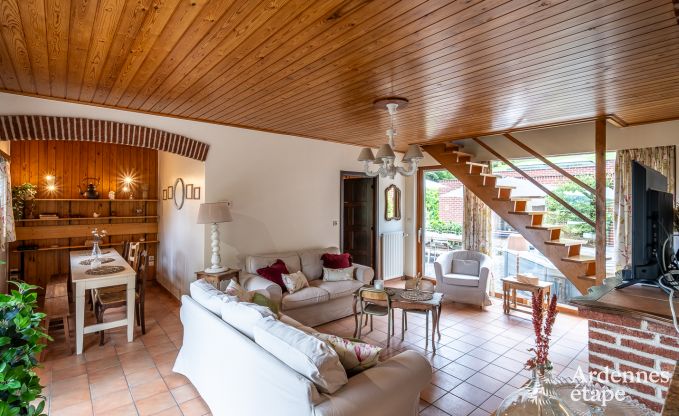 Holiday cottage in Profondeville with sauna and jacuzzi for 4/6 persons in the Ardennes