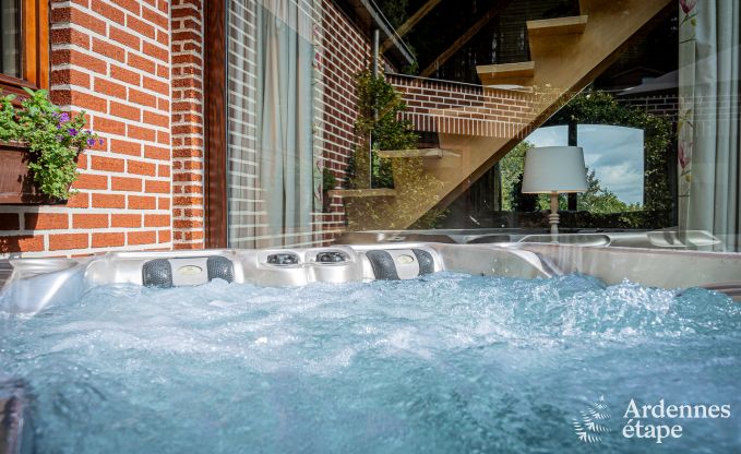 Holiday cottage in Profondeville with sauna and jacuzzi for 4/6 persons in the Ardennes