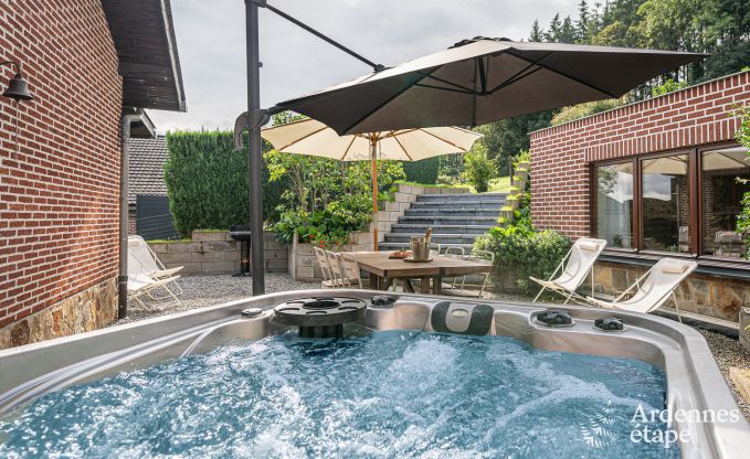 Holiday cottage in Profondeville with sauna and jacuzzi for 4/6 persons in the Ardennes