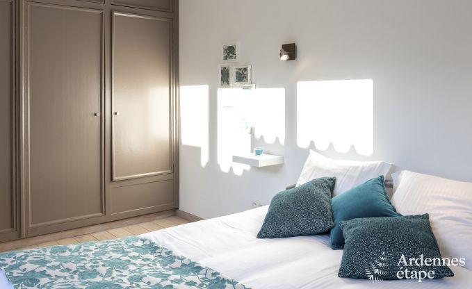 Very pleasant holiday cottage with sauna and jacuzzi in Profondeville for 5 persons in the Ardennes