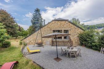 Charming holiday home in Redu for 4 people, with garden and infrared cabin