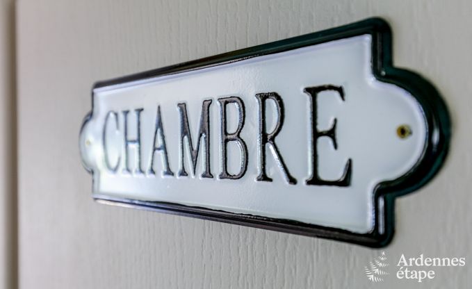 High-end villa in Redu, Ardennes, 9 people, outdoor pool, sauna, steam room, indoor and outdoor jacuzzi, private garden, complete equipment