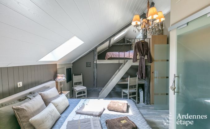 High-end villa in Redu, Ardennes, 9 people, outdoor pool, sauna, steam room, indoor and outdoor jacuzzi, private garden, complete equipment