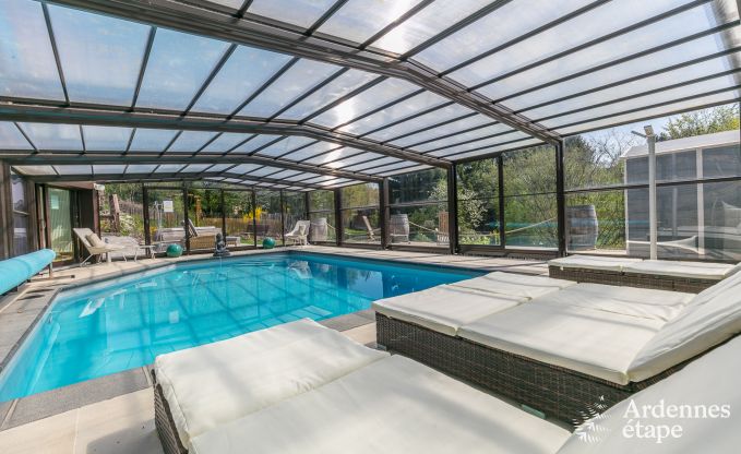 High-end villa in Redu, Ardennes, 9 people, outdoor pool, sauna, steam room, indoor and outdoor jacuzzi, private garden, complete equipment