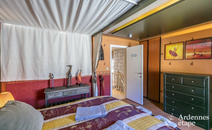 High-end villa in Redu, Ardennes, 9 people, outdoor pool, sauna, steam room, indoor and outdoor jacuzzi, private garden, complete equipment