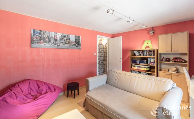 High-end villa in Redu, Ardennes, 9 people, outdoor pool, sauna, steam room, indoor and outdoor jacuzzi, private garden, complete equipment