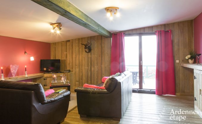 Nice chalet to rent for two to four people not far from the lake of Robertville