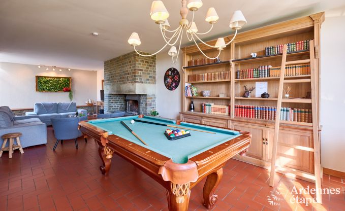 Holiday cottage in Rochefort for 12/14 persons in the Ardennes
