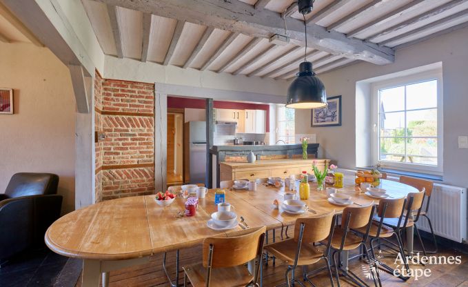 Holiday cottage in Rochefort for 12/14 persons in the Ardennes