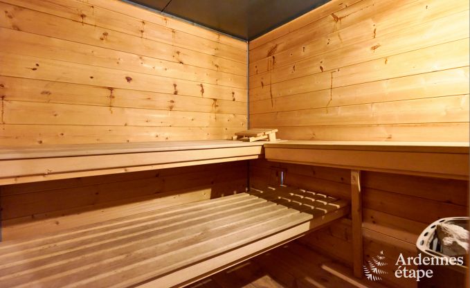 Holiday cottage in Rochefort for 12/14 persons in the Ardennes