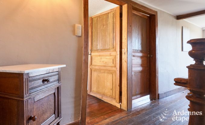 Holiday cottage in Rochefort for 12/14 persons in the Ardennes