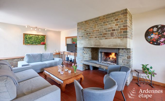 Holiday cottage in Rochefort for 12/14 persons in the Ardennes