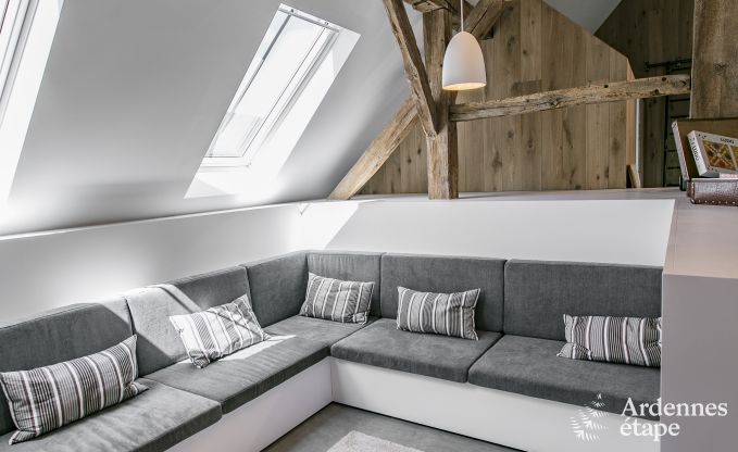 Holiday cottage in Rochefort for 10 persons in the Ardennes