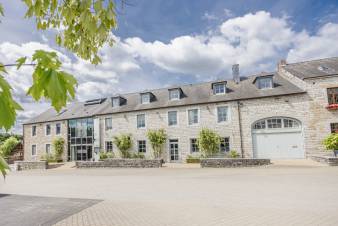 Luxury villa in Rochefort for 26 persons in the Ardennes