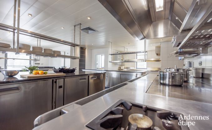 Luxury villa in Rochefort for 20 persons in the Ardennes