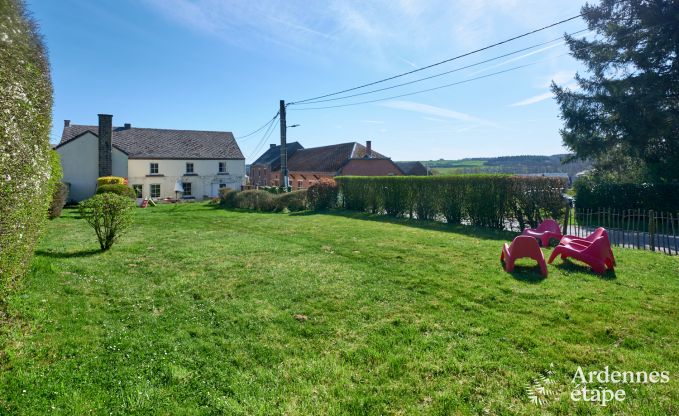 Holiday cottage in Rochefort for 12/14 persons in the Ardennes