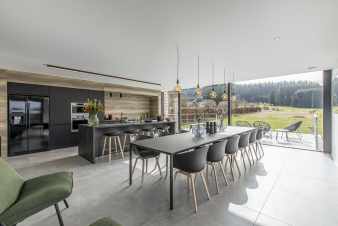 Luxurious holiday home for 12 persons in Saint-Hubert (Ardennes)