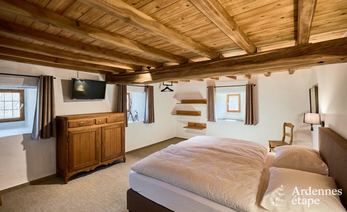 Charming holiday home in Saint-Vith for 6 people with sauna, private garden and open fireplace