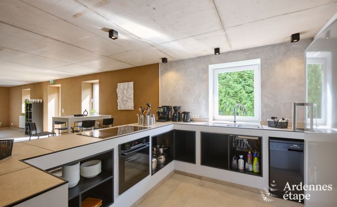 Spacious holiday home Saint-Vith for 23 people with 6 bedrooms, sauna and large garden