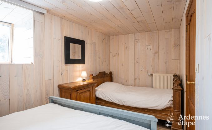 Comfortable holiday home with swimming pool in Sainte-Ode, Ardennes