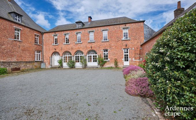 Charming holiday accommodation in the annex of a castle in Sars-la-Bruyre, Ardennes