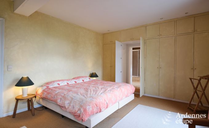 Charming holiday accommodation in the annex of a castle in Sars-la-Bruyre, Ardennes