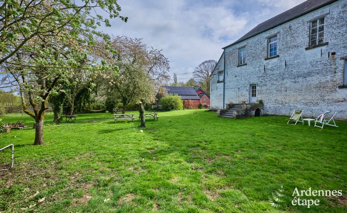 Charming holiday accommodation in the annex of a castle in Sars-la-Bruyre, Ardennes