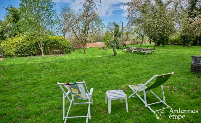 Charming holiday accommodation in the annex of a castle in Sars-la-Bruyre, Ardennes