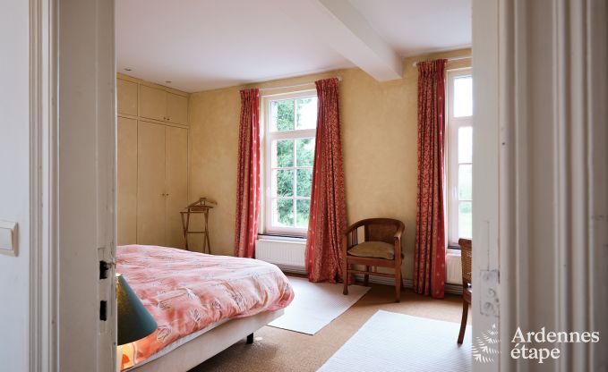 Charming holiday accommodation in the annex of a castle in Sars-la-Bruyre, Ardennes