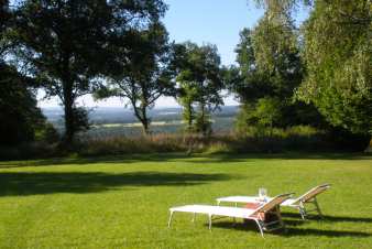 Pleasant holiday cottage for 8 persons in the countryside of Somme-Leuze