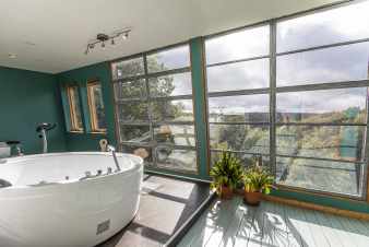 Original holiday home for 24 p. in the heights of the Ardennes (Spa)