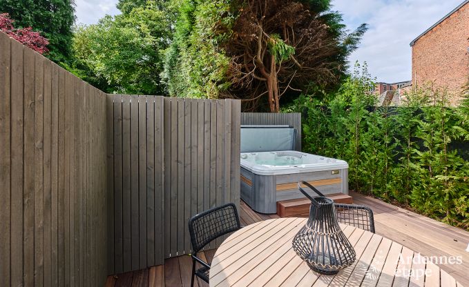 Charming holiday home in Spa with 2 bedrooms, relaxation area and private terrace with jacuzzi