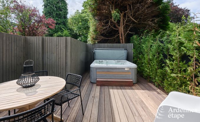 Charming holiday home in Spa with 2 bedrooms, relaxation area and private terrace with jacuzzi