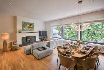 Holiday home Spa for 9 people with 4 bedrooms, sauna, infrared cabin, private garden, near center