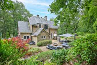 Luxury villa for 8 people in Spa, High Fens