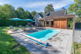 Luxury villa for 6 persons with garden and pool in Spa, dogs allowed