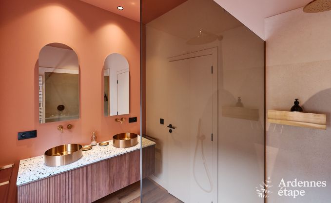 Charming holiday home in Spa with 2 bedrooms, relaxation area and private terrace with jacuzzi