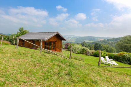 Comfortable holiday cottage for 2 with stunning views on Stavelot