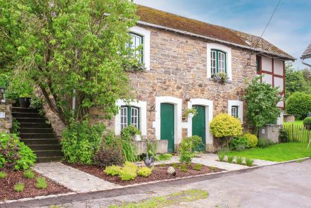 Authentic Ardennian stone farmhouse for 4 pers. to rent in Stoumont