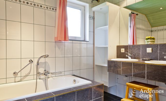 Holiday cottage in Stoumont for 9 persons in the Ardennes