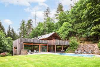 Luxury villa in the Ardennes for 10/14 people, Stoumont.